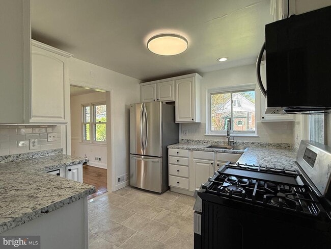 6134 Marglenn Ave in Baltimore, MD - Building Photo - Building Photo