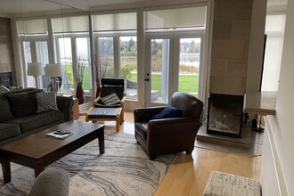 871 Suncrest Cir in Collingwood, ON - Building Photo - Building Photo