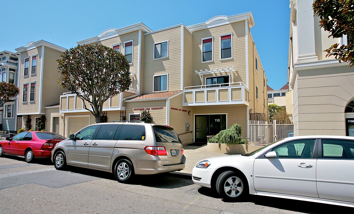 Monsignor Lyne in San Francisco, CA - Foto de edificio