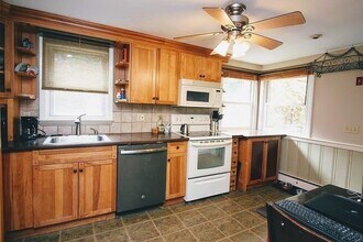 17 Janet Cir in Shrewsbury, MA - Building Photo - Building Photo