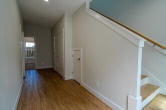 615 Northew St in Houston, TX - Building Photo - Building Photo