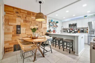 148 Heritage Way in West Palm Beach, FL - Building Photo