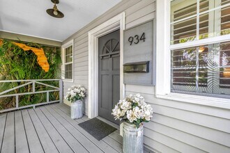 934 21st Ave N in St. Petersburg, FL - Building Photo - Building Photo