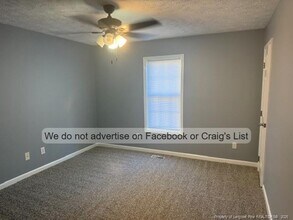570 Crooked Creek Ct in Fayetteville, NC - Building Photo - Building Photo