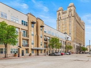 201 W Lancaster Ave in Fort Worth, TX - Building Photo - Building Photo
