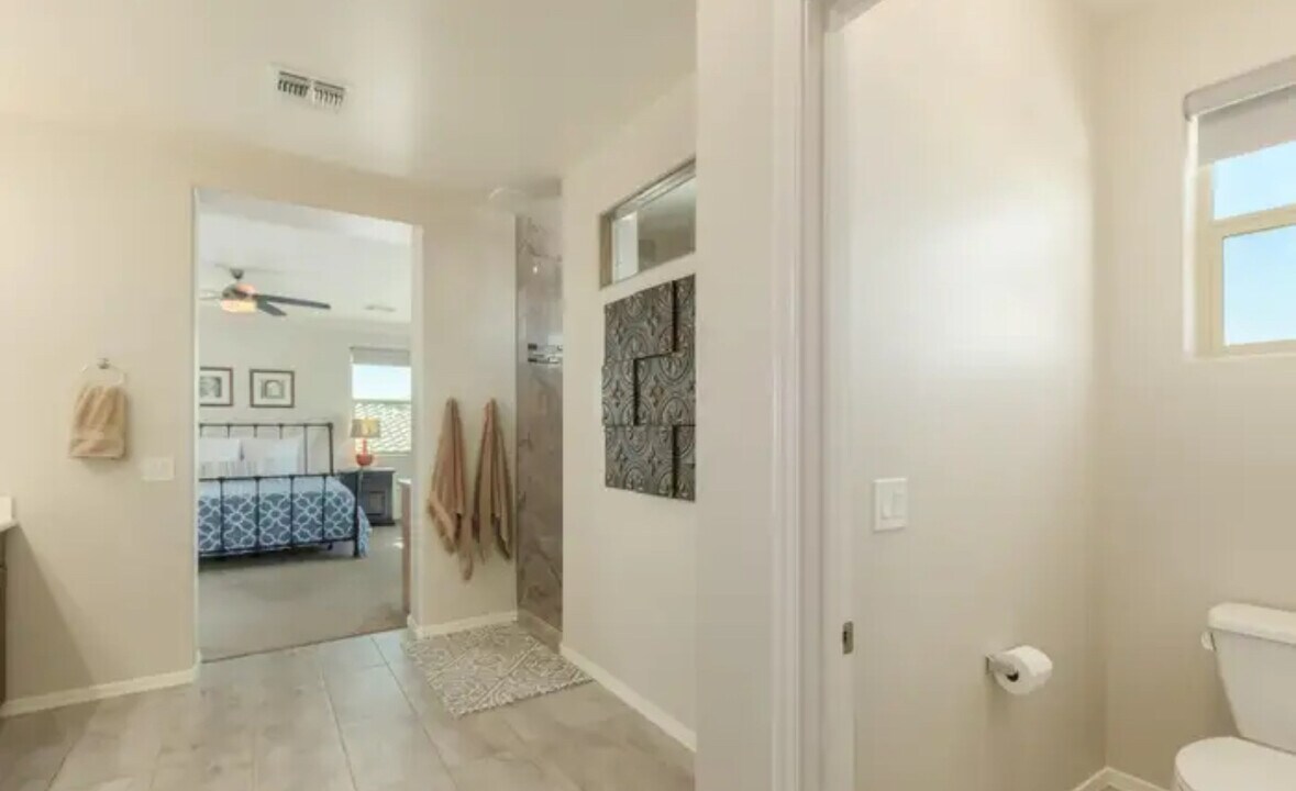 10112 Cintron Ln in Mesa, AZ - Building Photo