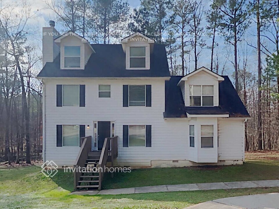 4600 Woodcroft Cove in Snellville, GA - Building Photo