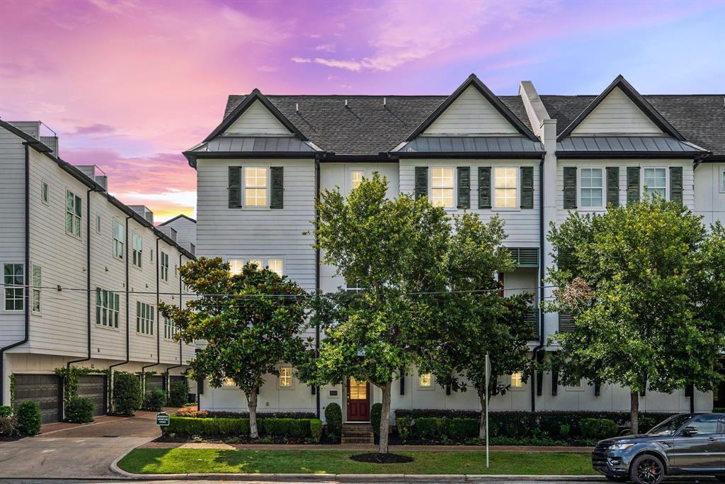 816 Ennis St in Houston, TX - Building Photo