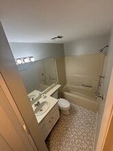 160 Burkhall St in Weymouth, MA - Building Photo - Building Photo