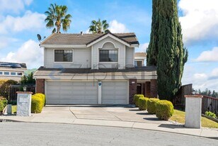 2030 Laurel Canyon Ct in Fremont, CA - Building Photo