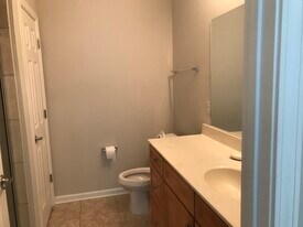 1610 E Southfield Cir in Memphis, TN - Building Photo