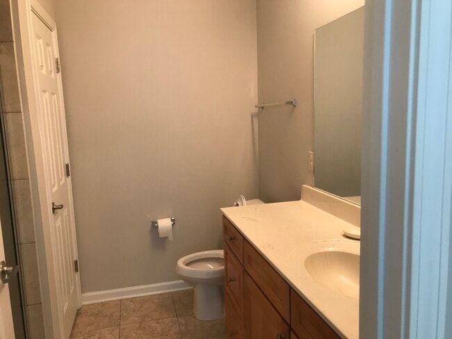 property at 1610 E Southfield Cir