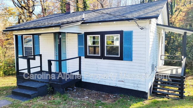 621 Live Oak St in Shelby, NC - Building Photo - Building Photo