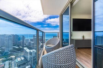 1631 Kapiolani Blvd, Unit #4407 in Honolulu, HI - Foto de edificio - Building Photo