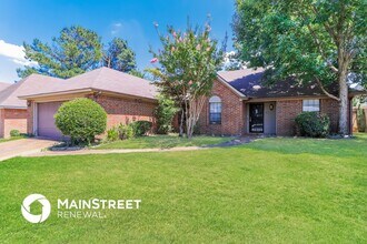 8257 River Creek Cove in Memphis, TN - Building Photo - Building Photo