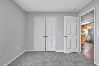 Clarksville Heights in Clarksville, TN - Building Photo - Building Photo