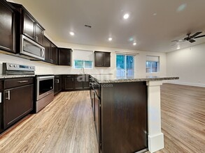 9294 Shootingstar St SE in Tumwater, WA - Building Photo - Building Photo