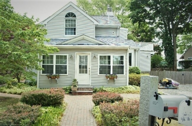 2 St Germain St in Quincy, MA - Building Photo - Building Photo