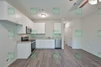 2034 Brookes St in Fort Worth, TX - Building Photo - Building Photo