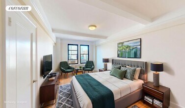 210 E 68th St in New York, NY - Building Photo - Building Photo