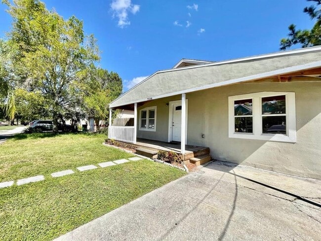 7108 S Mascotte St in Tampa, FL - Building Photo - Building Photo