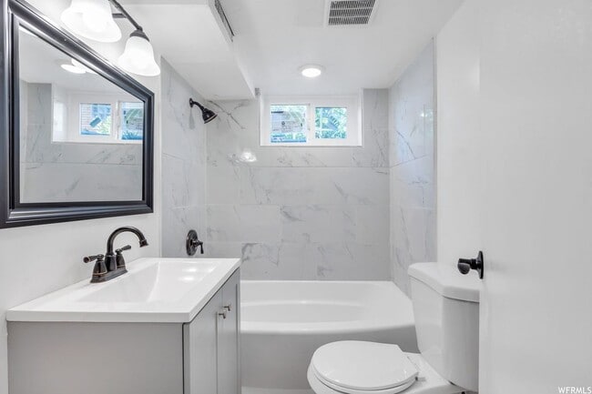 property at 5224 S 2000 W