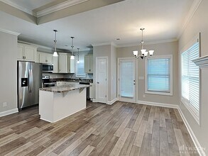 702 Laurel Ln in Murfreesboro, TN - Building Photo - Building Photo