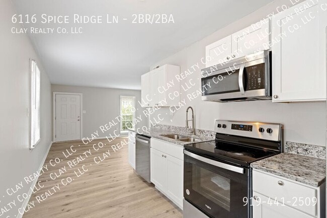 6116 Spice Ridge Ln in Raleigh, NC - Building Photo - Building Photo
