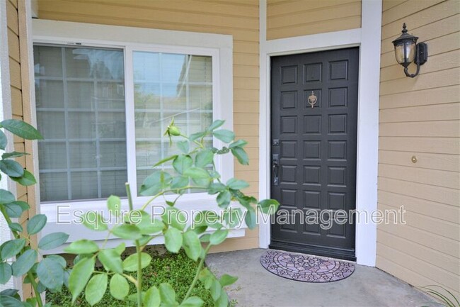 5181 Via Calderon in Camarillo, CA - Building Photo - Building Photo