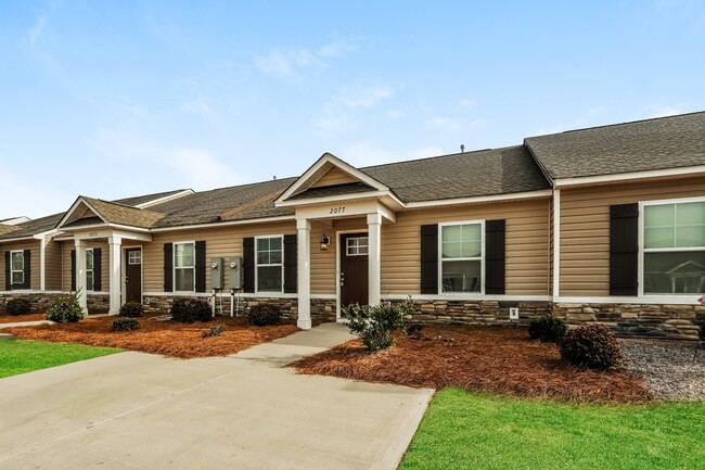 2077 Catlet Ct in Aiken, SC - Foto de edificio - Building Photo