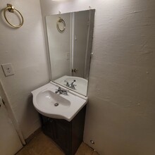 1311 North 48th Place, Unit 3 in Phoenix, AZ - Foto de edificio - Building Photo