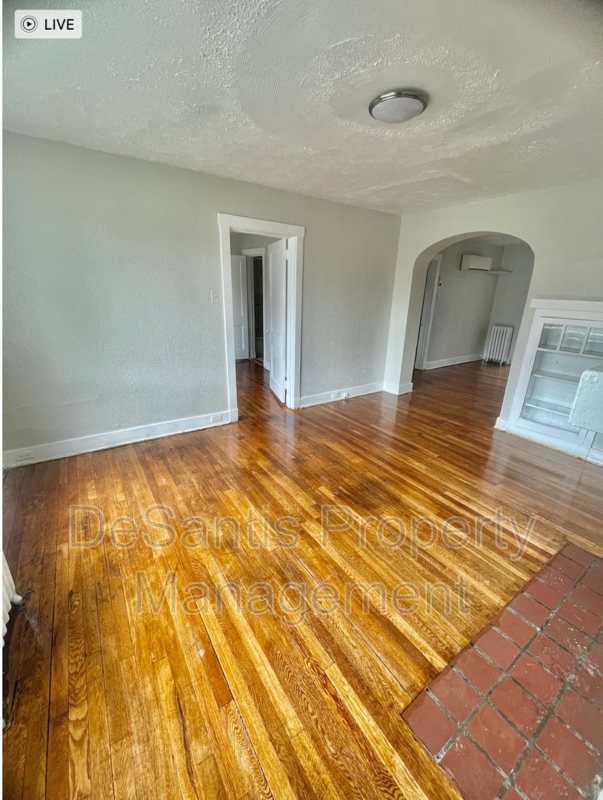 2357 Brownsville Rd in Pittsburgh, PA - Building Photo - Building Photo