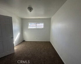 15139 Las Piedras Dr, Unit Private Bedroom in Victorville, CA - Building Photo - Building Photo