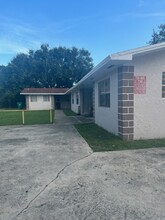 2154-2160 NW 61st St in Miami, FL - Building Photo - Building Photo