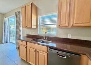 709 Fortanini Cir in Ocoee, FL - Foto de edificio - Building Photo