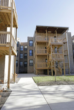 Winterberry Place Apartments in Chicago, IL - Building Photo - Building Photo