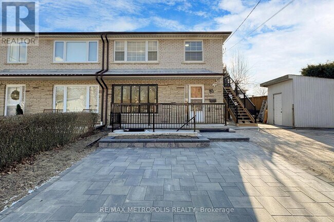 85 Primula Crescent in Toronto, ON - Building Photo - Building Photo