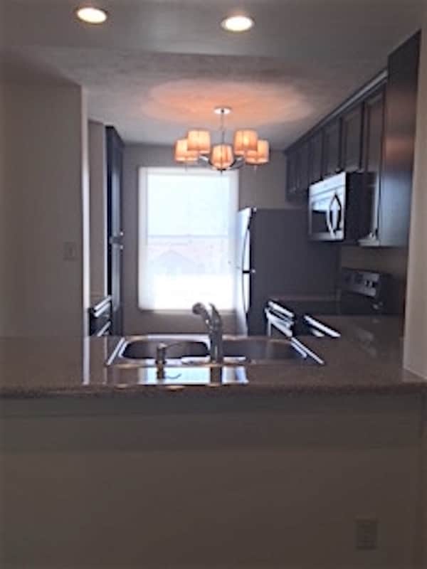 167 Scott Ln in Venetia, PA - Building Photo - Building Photo