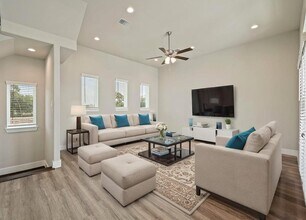 9016 Lonestar Creekbend Ln in Houston, TX - Building Photo - Building Photo