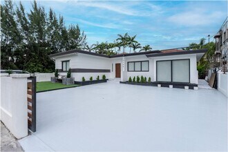 4144 Alton Rd in Miami Beach, FL - Building Photo - Building Photo