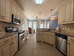 5812 Lotus Cir in Montgomery, AL - Foto de edificio - Building Photo