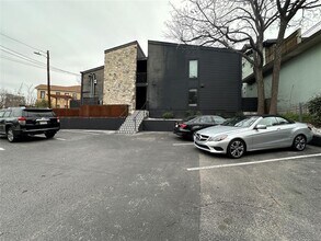 201 Academy Dr in Austin, TX - Building Photo - Building Photo