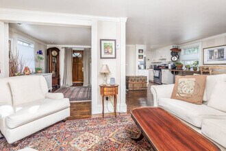 27 Blaney St in Swampscott, MA - Building Photo - Building Photo