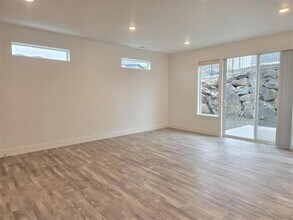 5805 W 40th Ct in Kennewick, WA - Building Photo - Building Photo