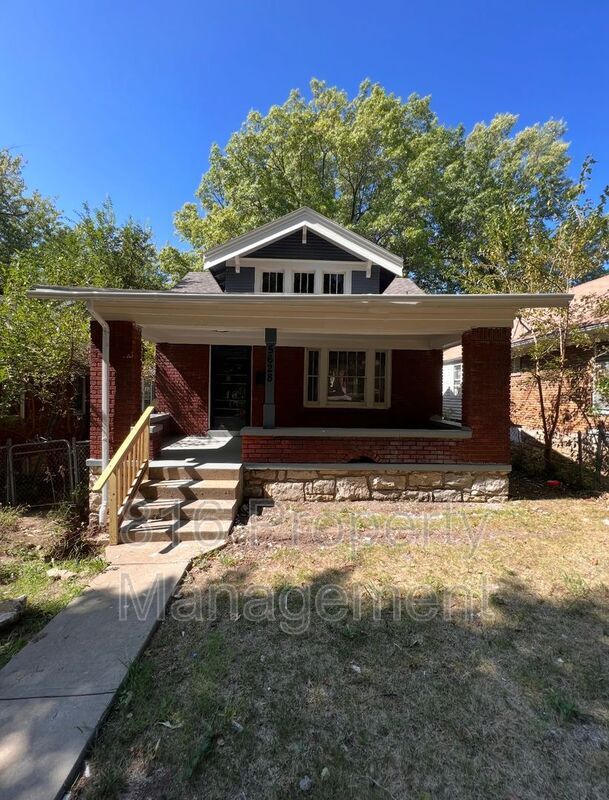 property at 5628 Park Ave