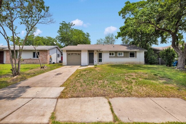 property at 314 Lynhaven Dr