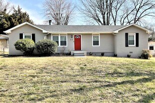 412 Cathy Jo Cir in Nashville, TN - Building Photo