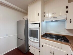 2016 Bolivar St in Denton, TX - Building Photo - Building Photo