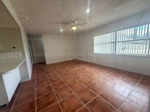 7010 Ironwood Dr in Orlando, FL - Building Photo - Building Photo