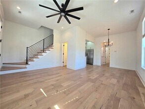 5390 Crescent St in Springdale, AR - Building Photo - Building Photo